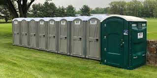 Best Event Portable Toilet Rental  in Malvern, OH